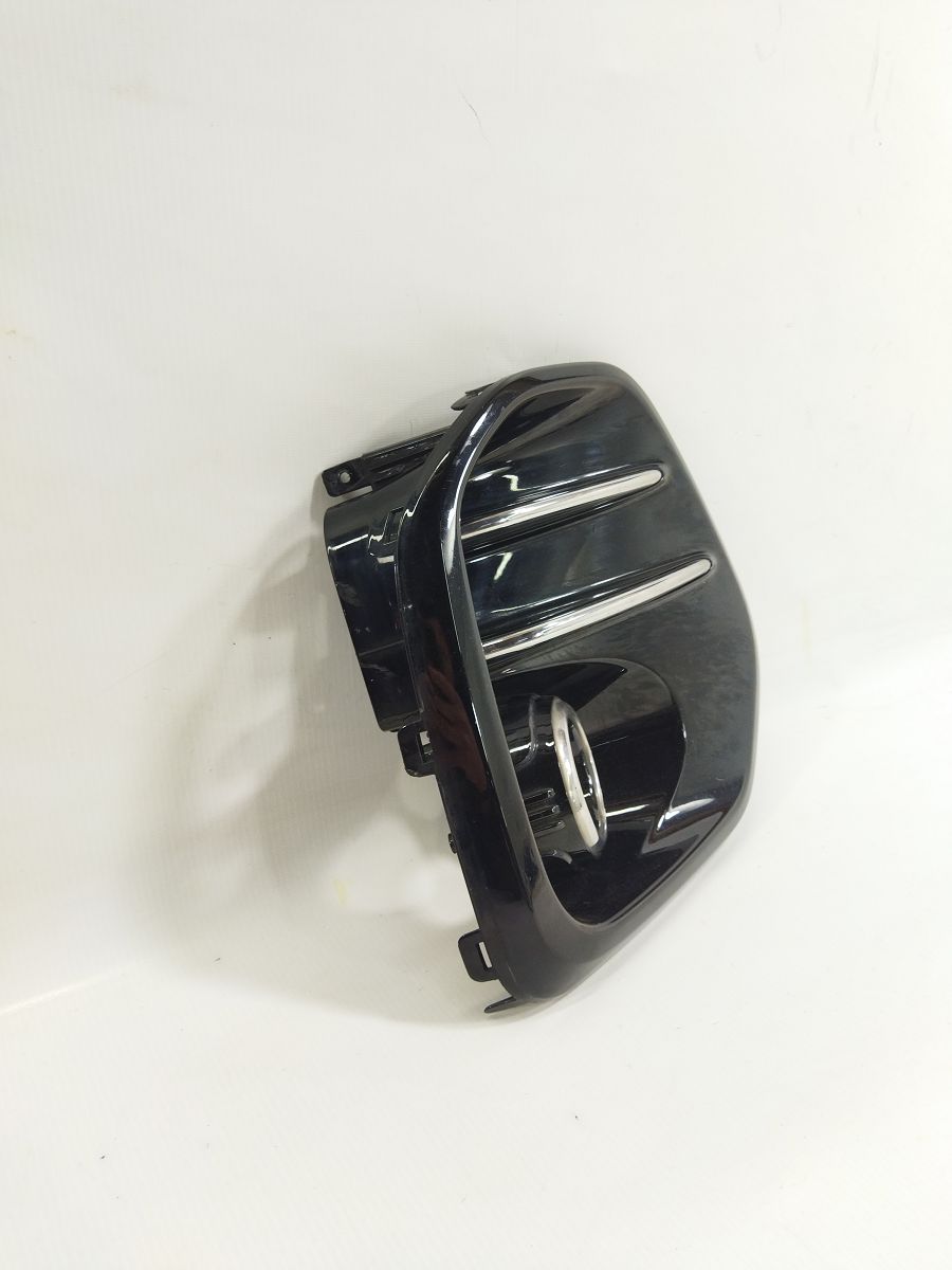 Sportage Накладка протитуманної фари ліва Kia Sportage 2016-2018 86527D9100 Kia Sportage 2