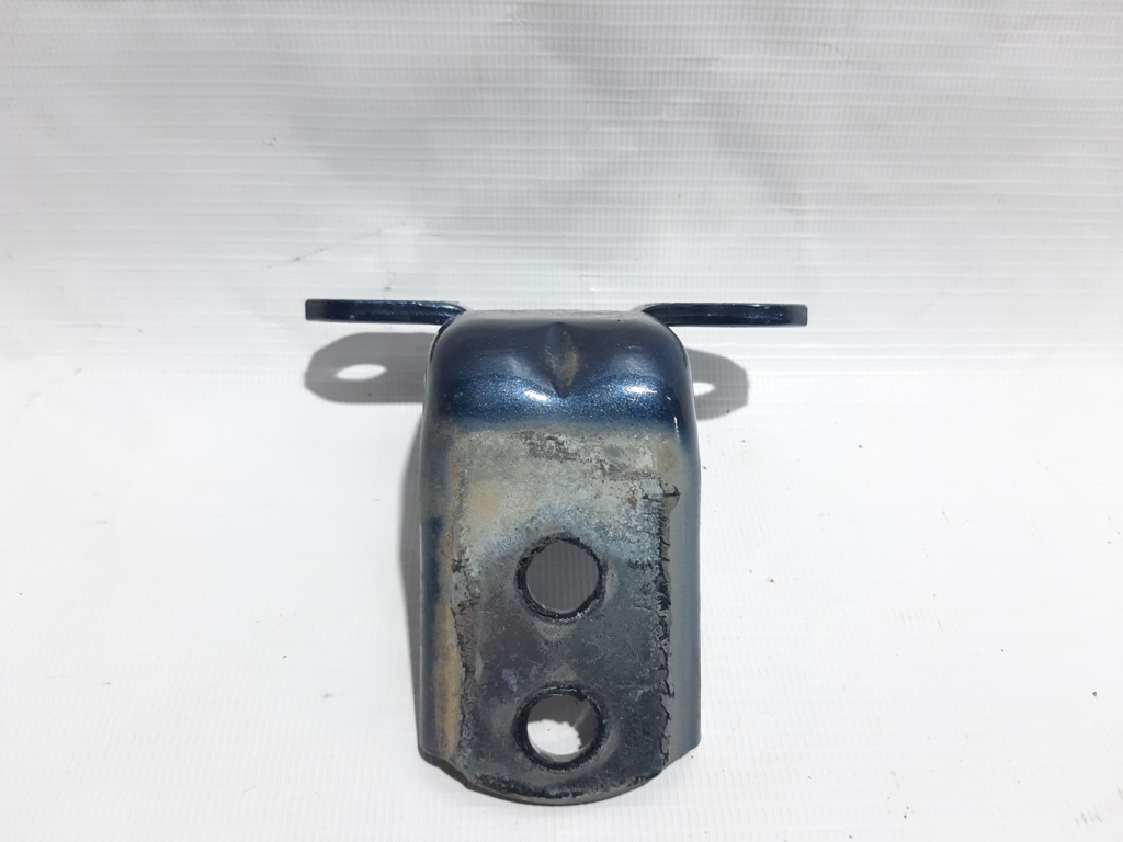 Rogue Петля двері задня нижня права Nissan Rogue 2014-2017 824204CL0A Nissan Rogue 2