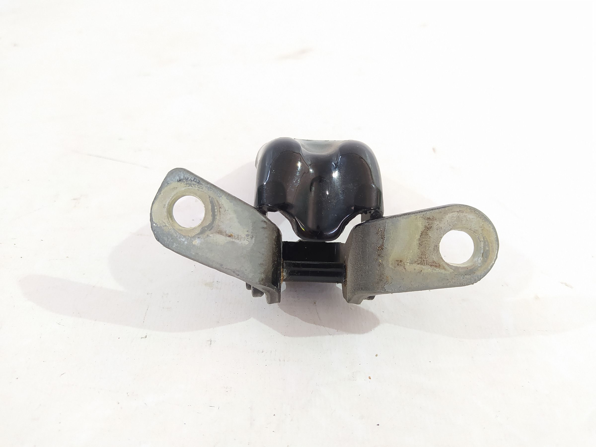 Cts. Петля двері передньої лівої верхня Cadillac CTS 2008-2015 13501712 Cadillac CTS