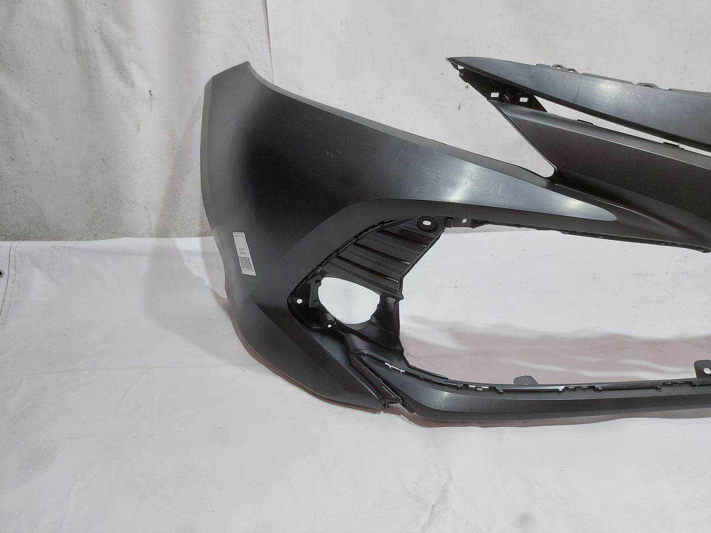Передние бамперы Бампер передний (LE) Toyota Camry `18-20 Toyota Camry 5
