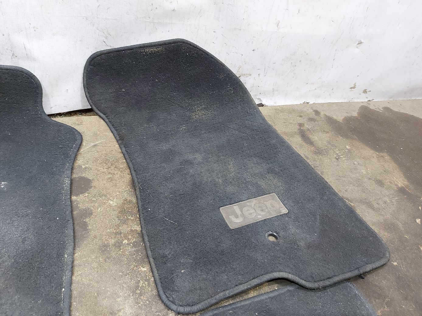 Patriot Килимки салону (к-кт) Jeep Patriot 2012 5SN121DVAA Jeep Patriot 5