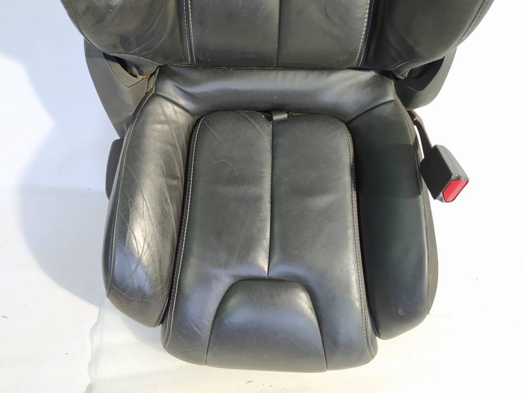 Dart Сидение переднее правое Dodge Dart 2013 68083599AA Dodge Dart 7