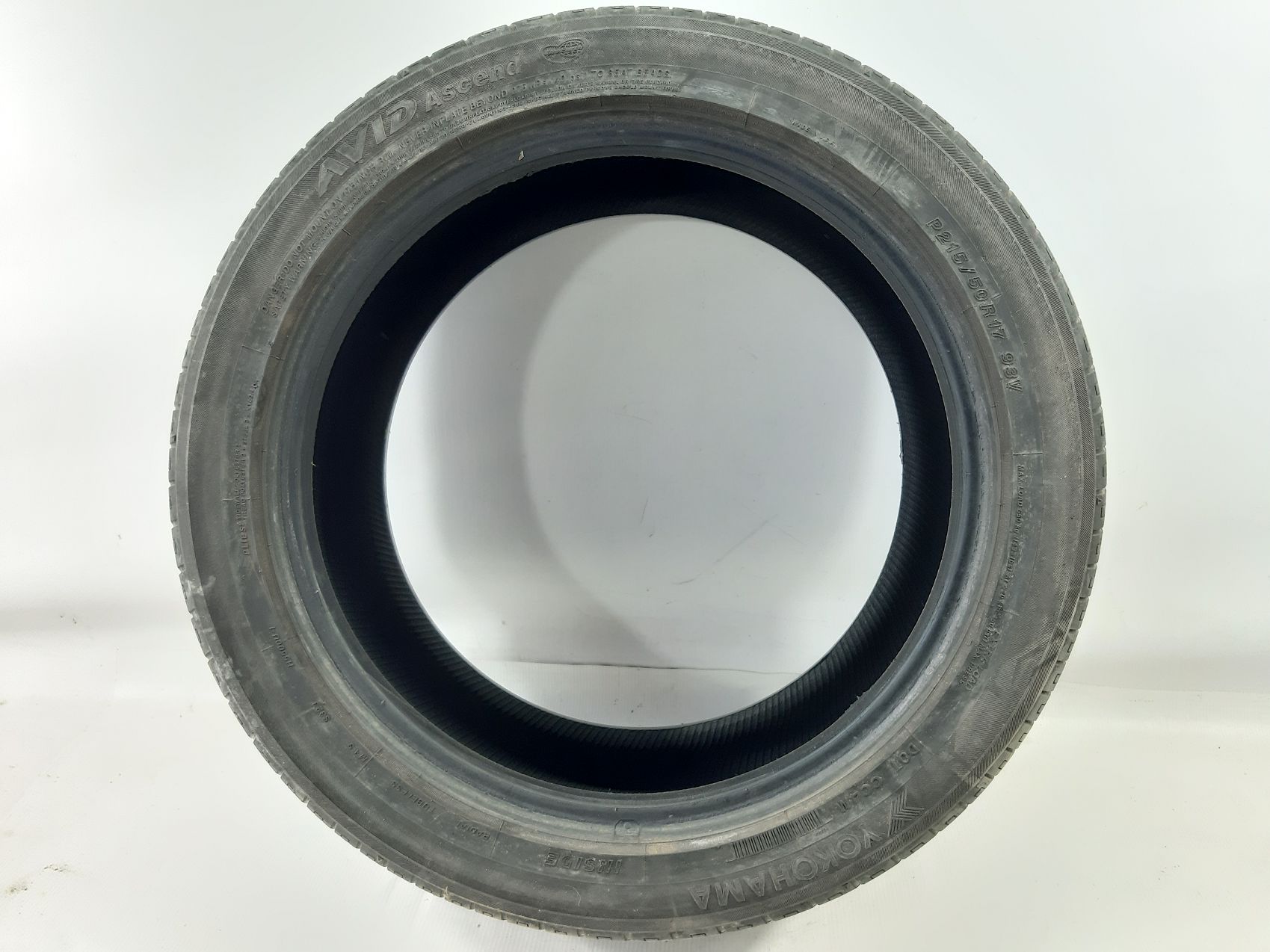  Гума YOKOHAMA AVID Ascend P215/50R17 93V M+S 1
