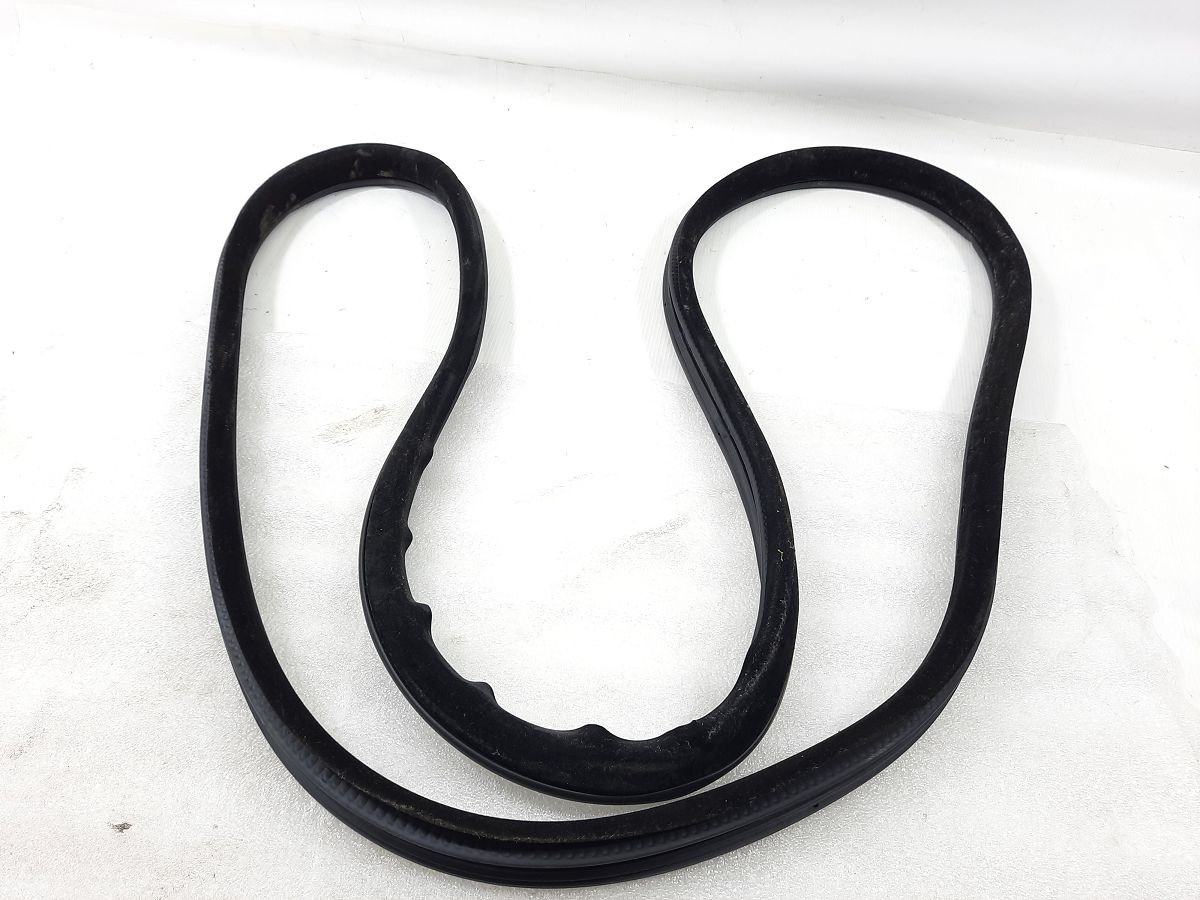 Xf. Ущільнювальна гумка отвору дверей задньої лев/прав Jaguar XF 2009-2015 C2Z23512 Jaguar XF Xf. Ущільнювальна гумка отвору дверей задньої лев/прав Jaguar XF 2009-2015 C2Z23512 Jaguar XF