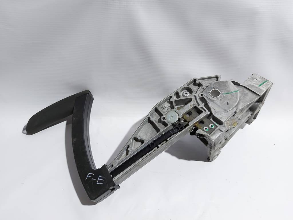 Escape Рычаг стояночного тормоза Ford Escape 2013-2016 CV6Z-2780-B Ford Escape 7