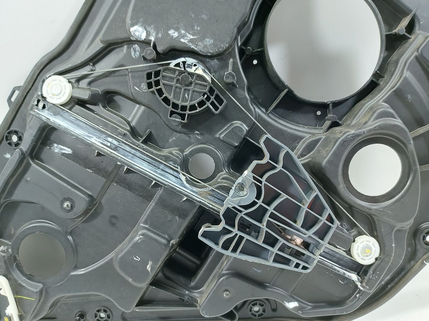 Sonata Склопідйомник дверей задньої правої Hyundai Sonata 2011-2014 834813Q000 Hyundai Sonata 2