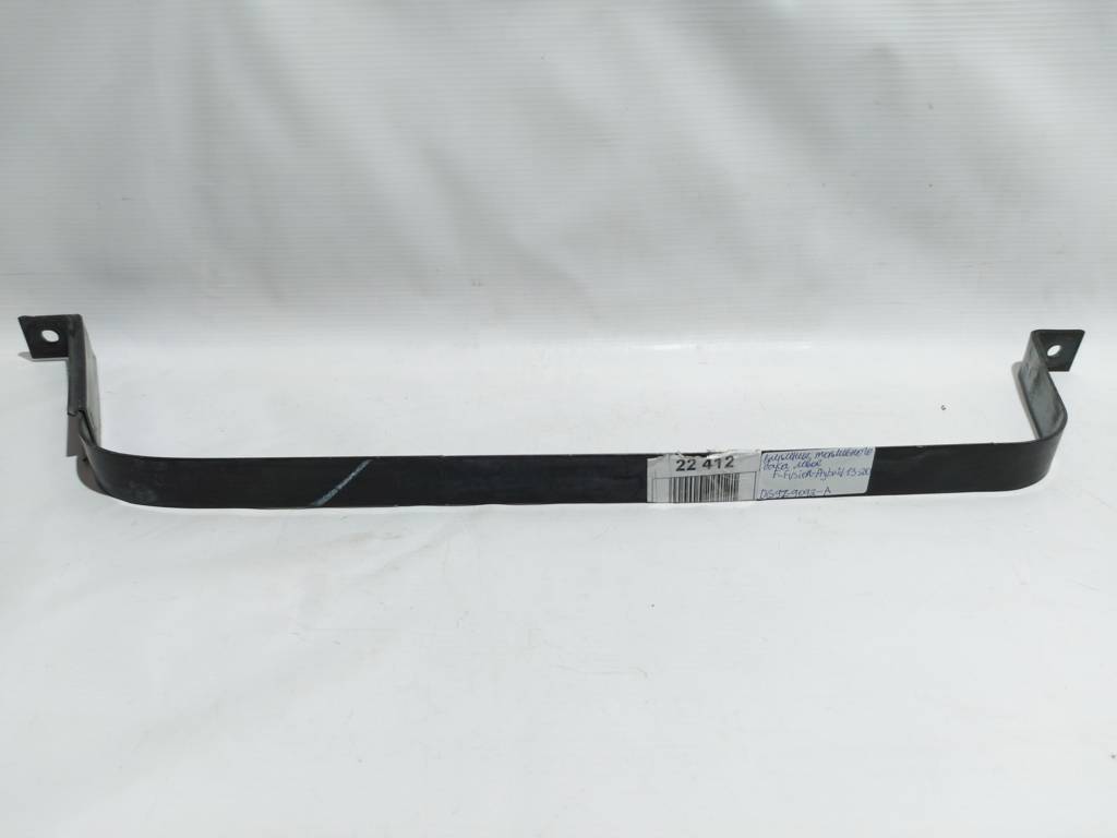 Fusion hybrid. Кріплення паливного бака Ford Fusion Hybrid ліве 2013-2020 DG9Z9092A Ford Fusion Hybrid