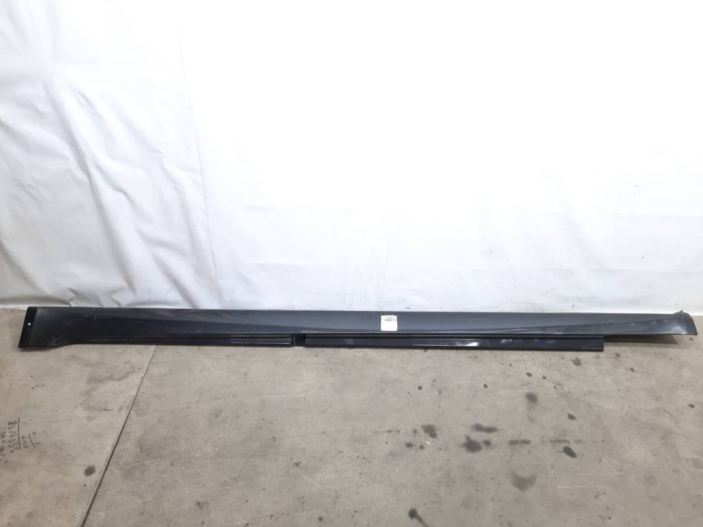 7 series. Поріг лівий (пластик) BMW 7 2009-2015 51777225923 BMW 7