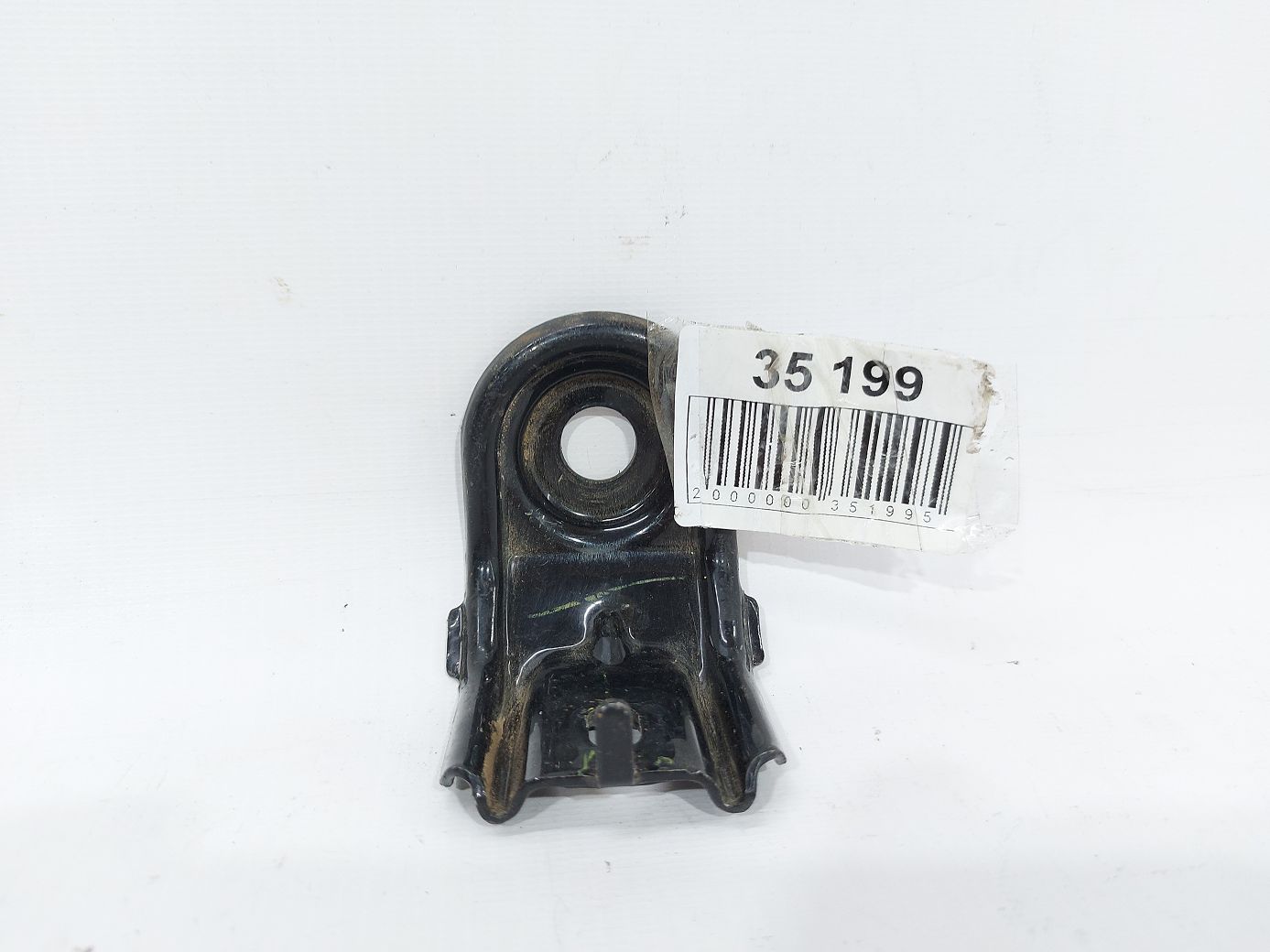 Sentra Опора радіатора верхня Nissan Sentra 2013-2019 F25213SGMA Nissan Sentra 4