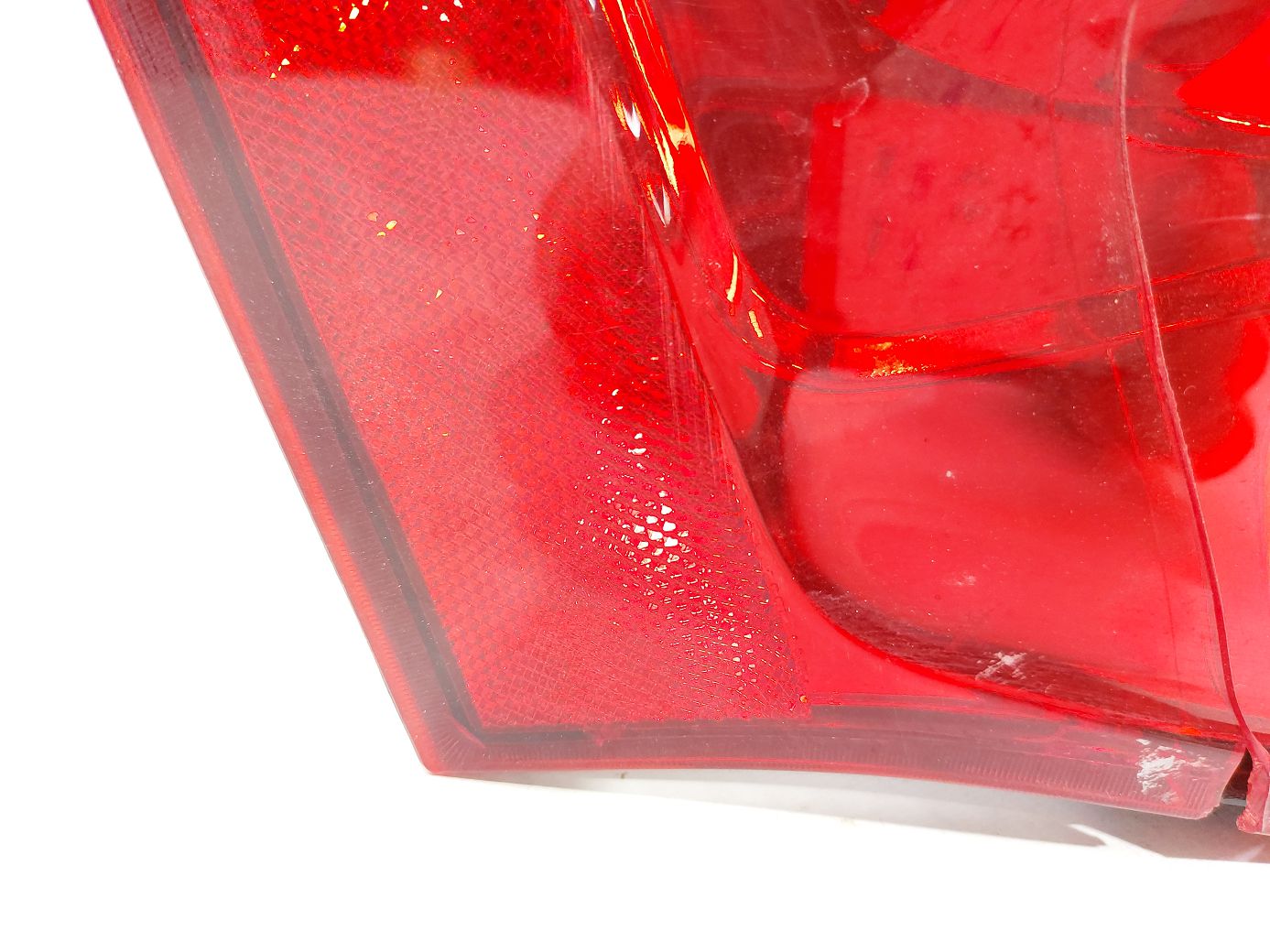 Товари з дефектами Ліхтар задній лівий (тріщина DEPO) Dodge Grand Caravan 2011-2020 5182533AF Dodge Grand Caravan 7