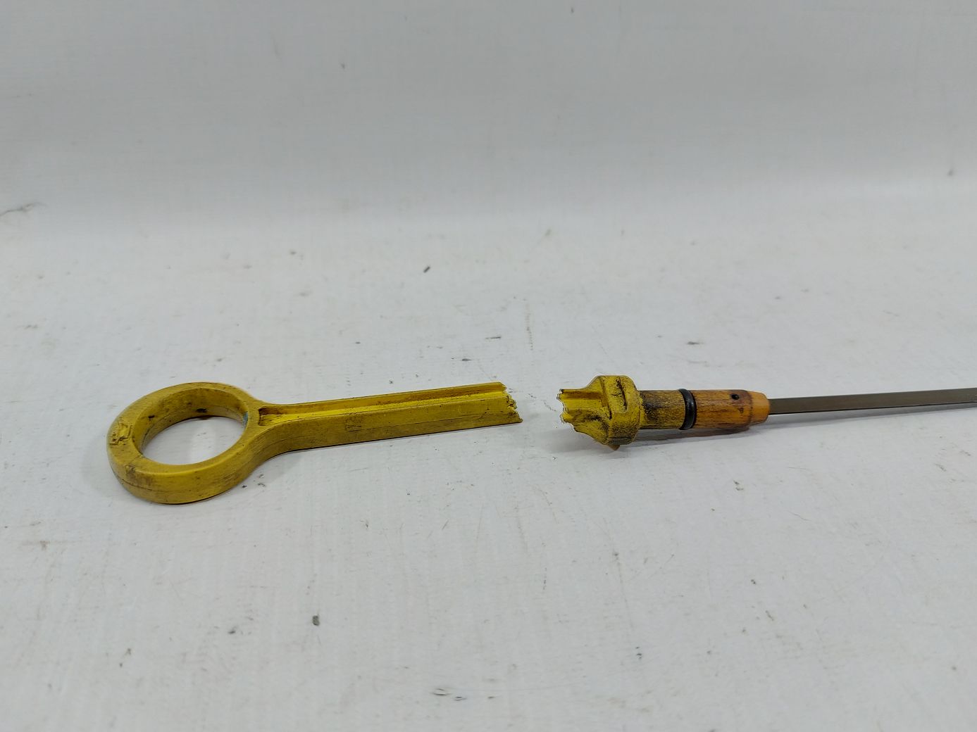 Journey Щуп рівня масла (зламаний тримач) Dodge Journey 2009-2020 4884688AD Dodge Journey 2 Journey Щуп рівня масла (зламаний тримач) Dodge Journey 2009-2020 4884688AD Dodge Journey 2