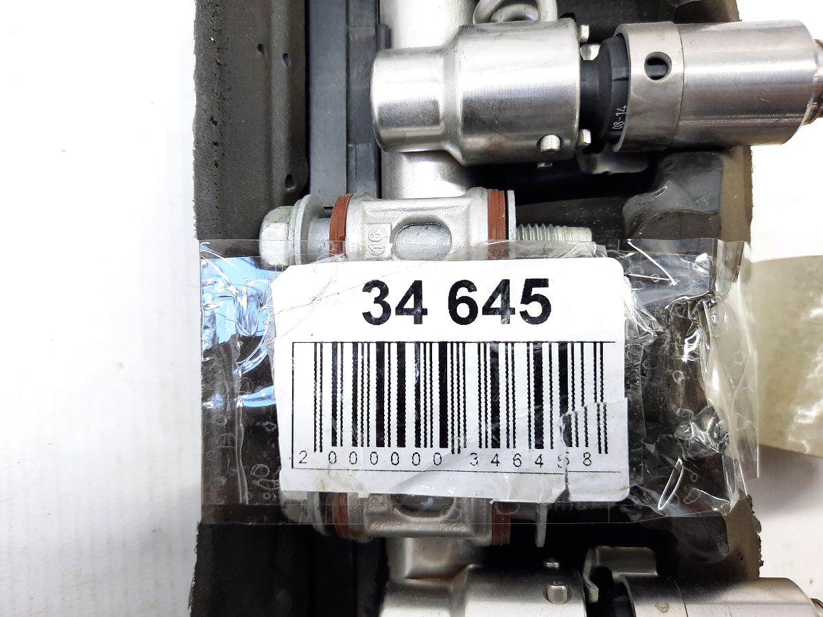 Malibu Паливна рейка Chevrolet Malibu 2013-2016 12689346 Chevrolet Malibu 23