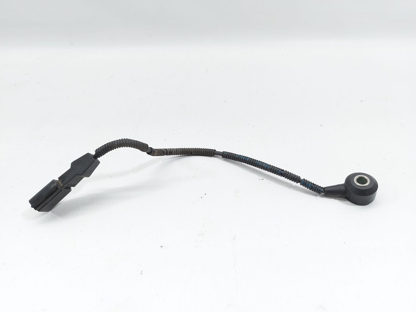 Passat. Датчик детонації (з приводом) Volkswagen Passat 2006-2015 22905376 Volkswagen Passat