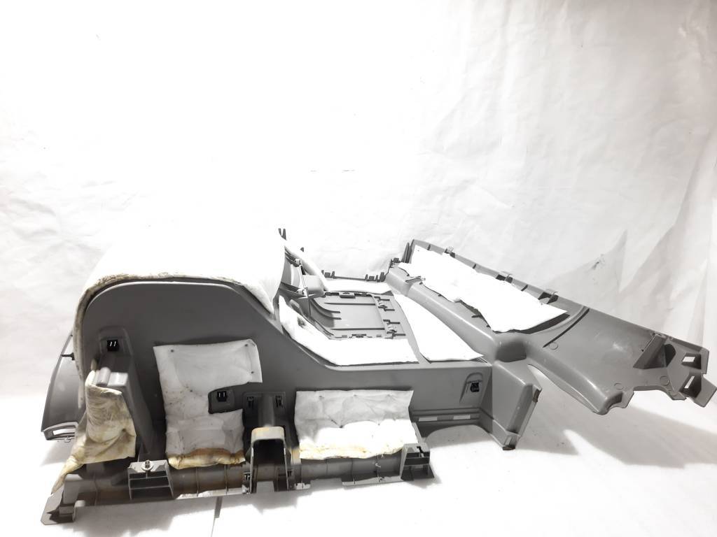 Insight Обшивка багажного отделения правая Honda Insight 2012-2014 84601TM8J12ZA Honda Insight 3