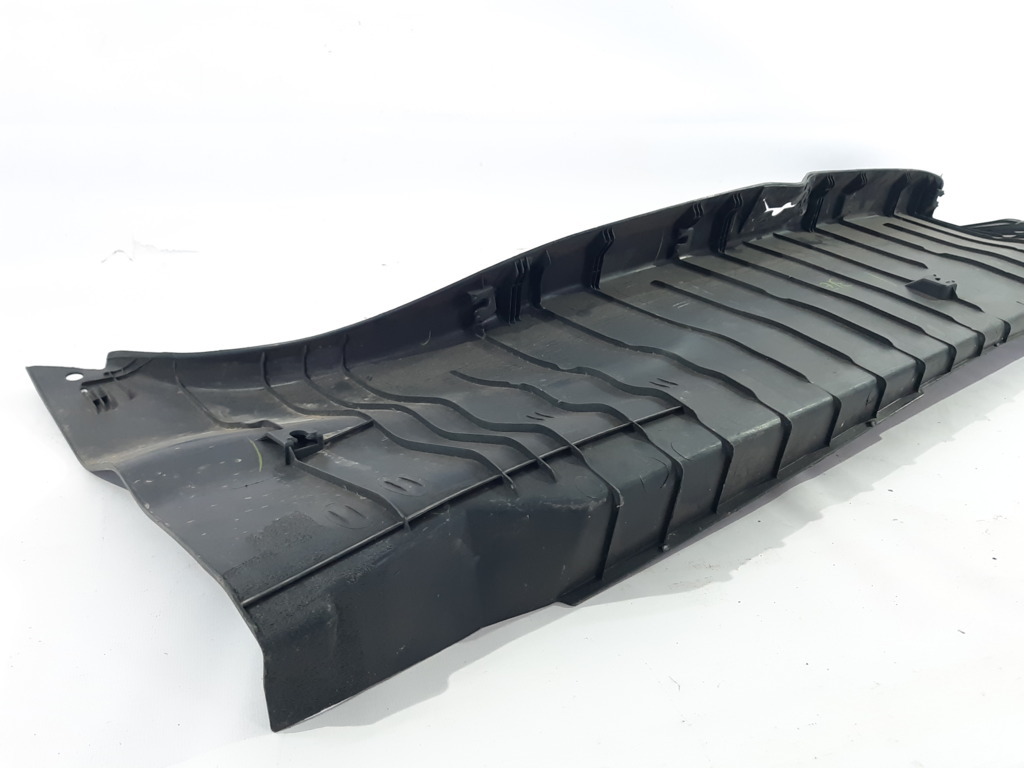 Camry Обшивка задней панели багажного отделения Toyota Camry 2006-2011 5838733090 Toyota Camry 5