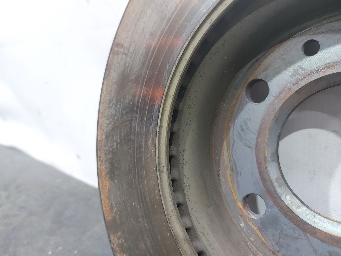 Malibu Диск гальмівний передній лівий/правий Chevrolet Malibu 2016-2021 13537160 Chevrolet Malibu 19