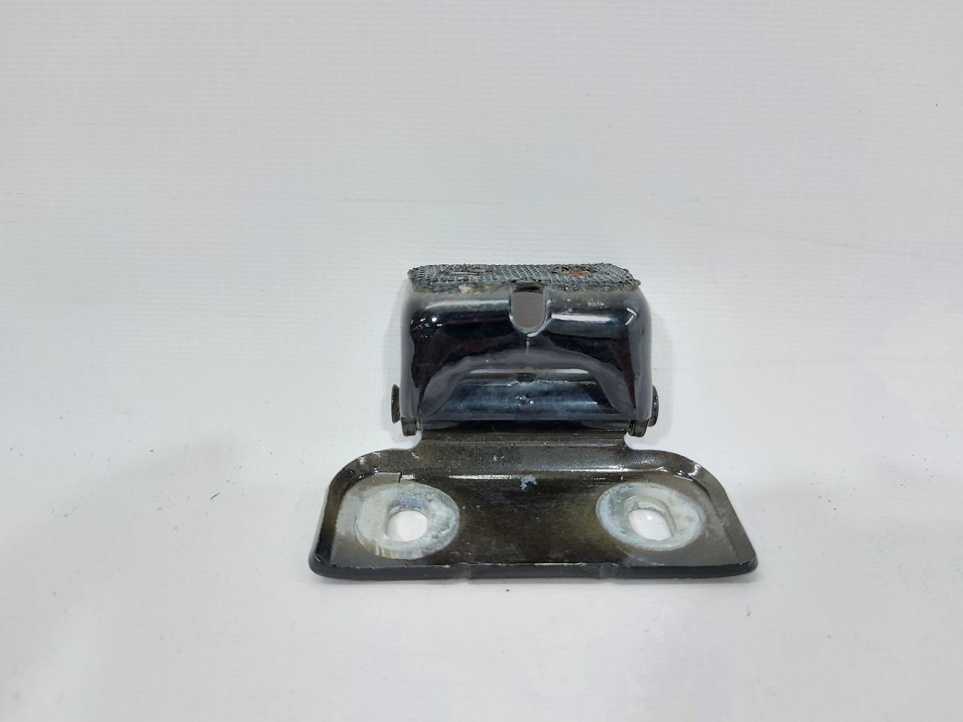 Volt Петля кришки багажника ліва/права Chevrolet Volt 2011-2015 20967986 Chevrolet Volt 6