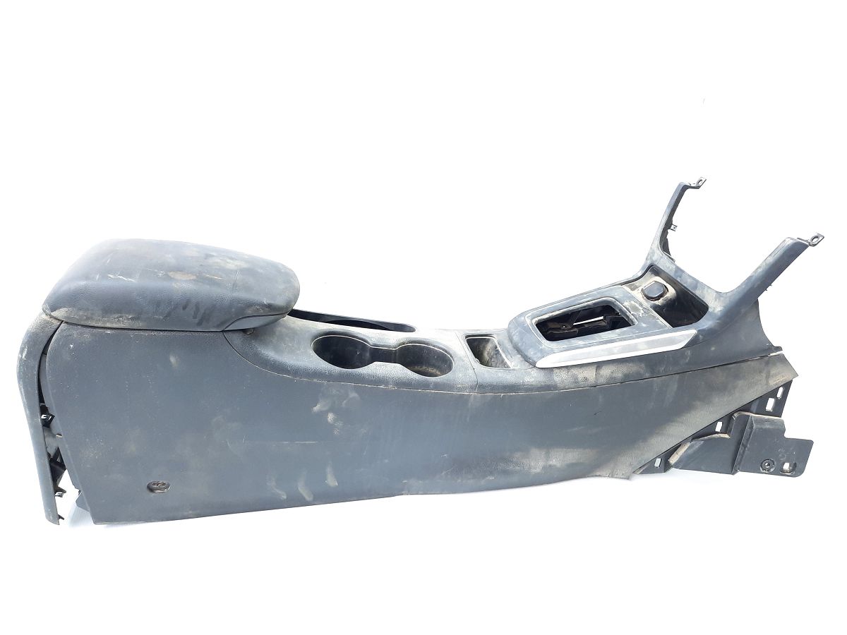 Sentra Консоль центральна Nissan Sentra 2017-2019 969114FU0A Nissan Sentra 3