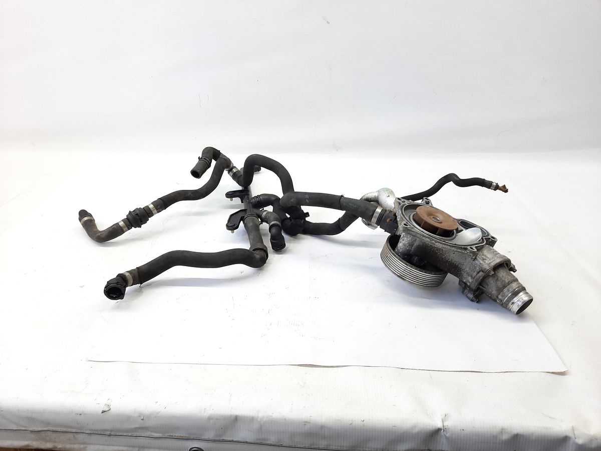 7 series. Насос водяний (помпа) BMW 7 2012 11517548263 BMW 7