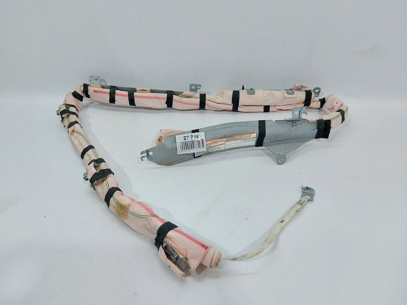 Sentra. Air bag шторка права Nissan Sentra 2014-2015 985P03SG9A Nissan Sentra