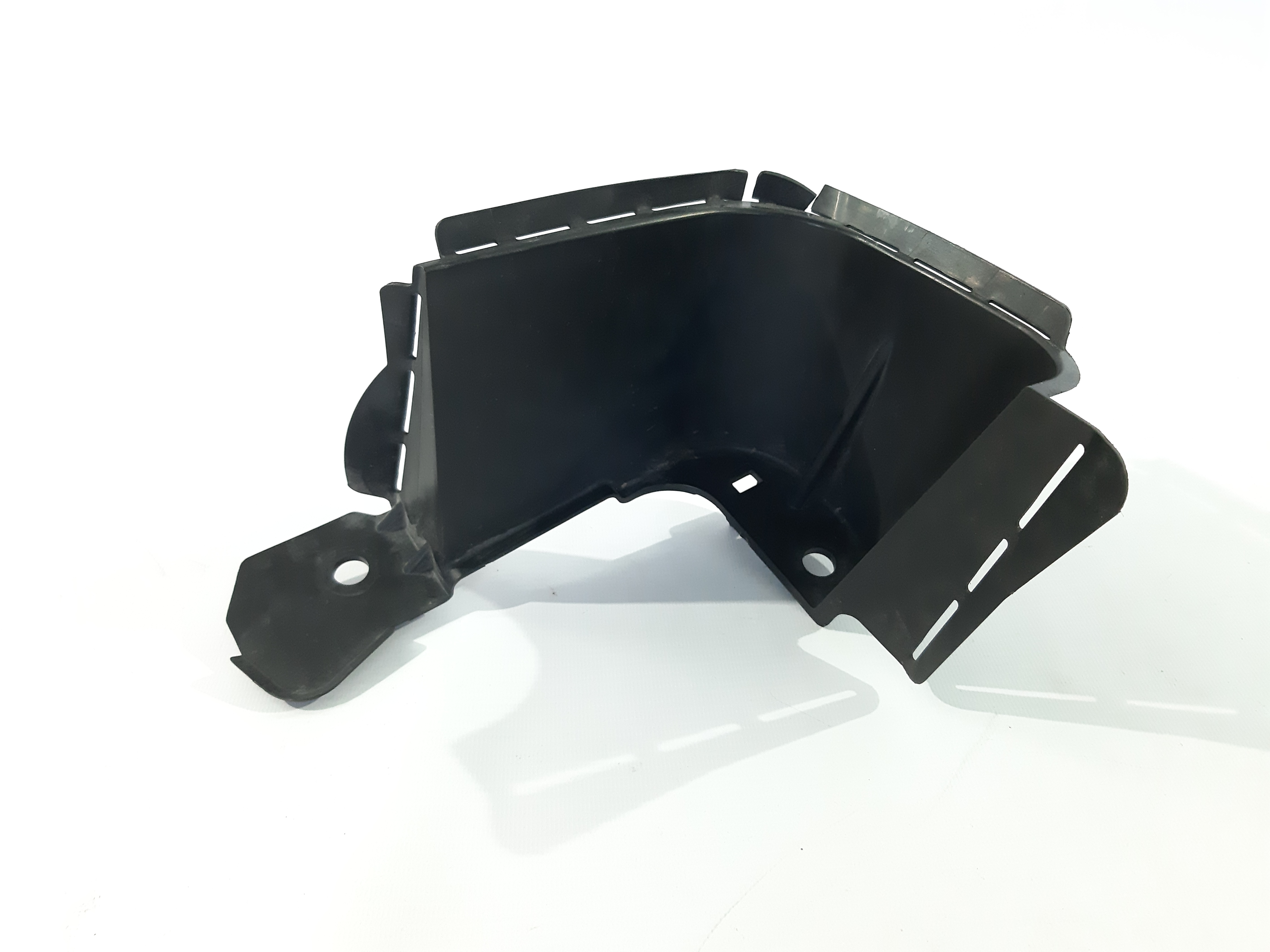 6 Захист радіатора правий нижній Mazda 6 2014-2015 GHP956251 Mazda 6 7