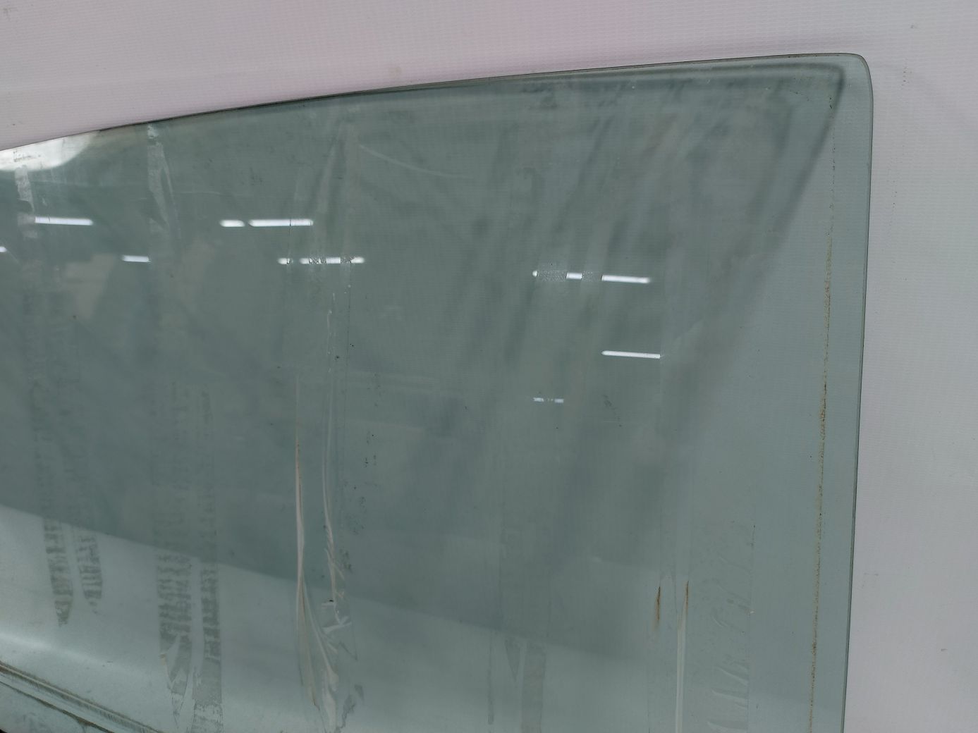 Sentra Скло дверей задньої правої Nissan Sentra 2013-2019 823003SG0A Nissan Sentra 3