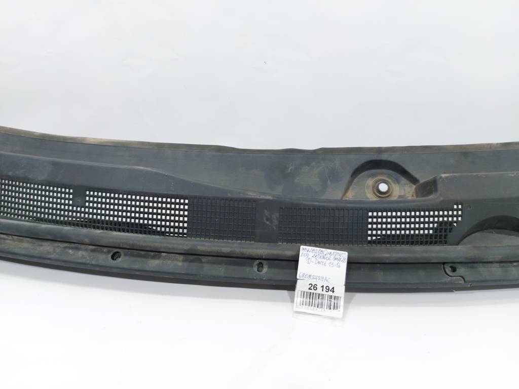 Dart Повітропровід під лобове скло Dodge Dart 2013-2019 68082729AC Dodge Dart 36