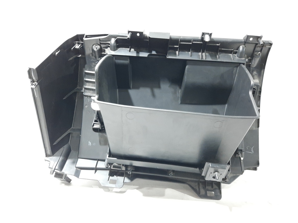 3 Бардачок Mazda 3 2014-2016 BHN164030C02 Mazda 3 17