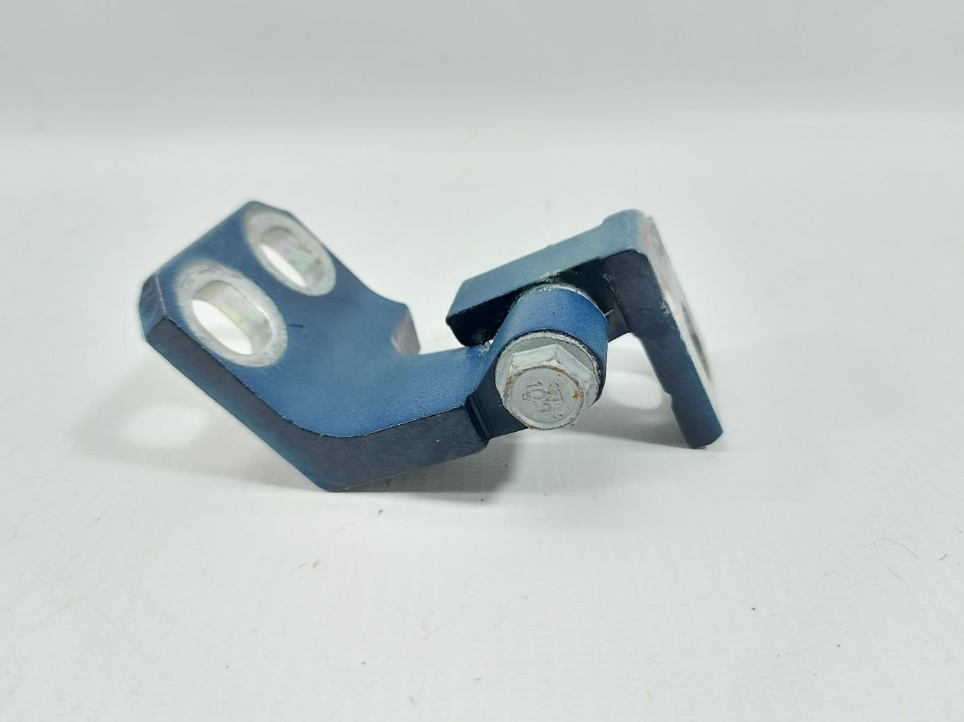 Dart Петля двери передней левой верхняя Dodge Dart 2013-2016 68082433AE Dodge Dart 3