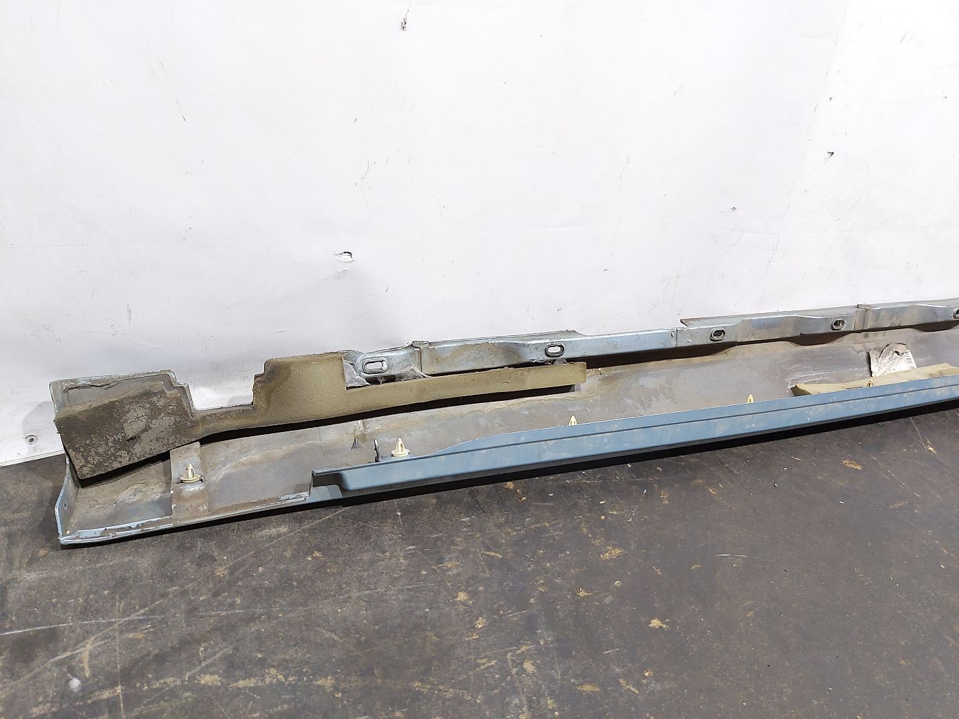 Xf Поріг лівий (пластик) Jaguar XF 2010-2015 C2Z7669XXX Jaguar XF 8 Xf Поріг лівий (пластик) Jaguar XF 2010-2015 C2Z7669XXX Jaguar XF 8