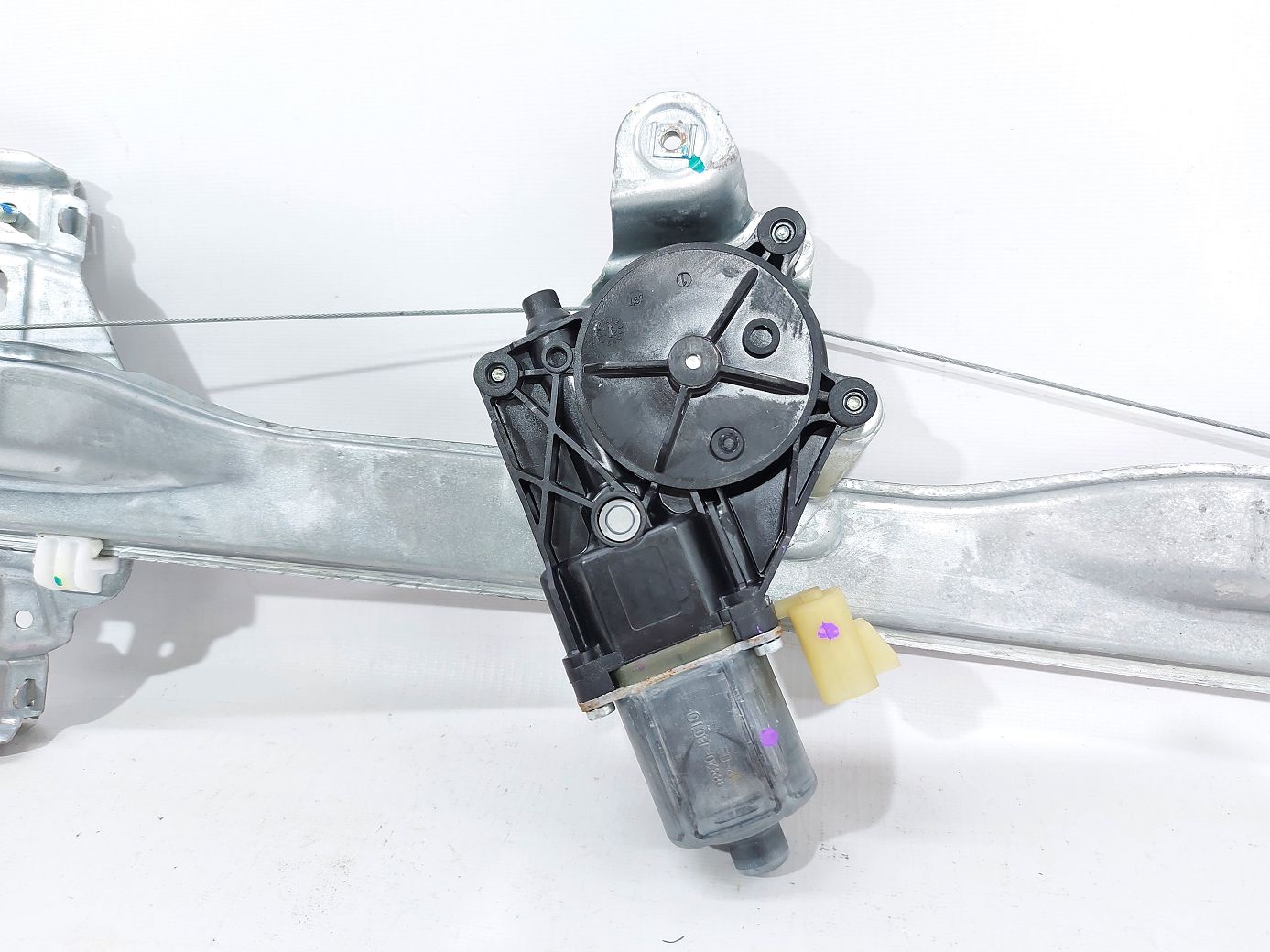 Cruze Склопідйомник дверей задньої лівої Chevrolet Cruze 2011-2012 95040057 Chevrolet Cruze 4