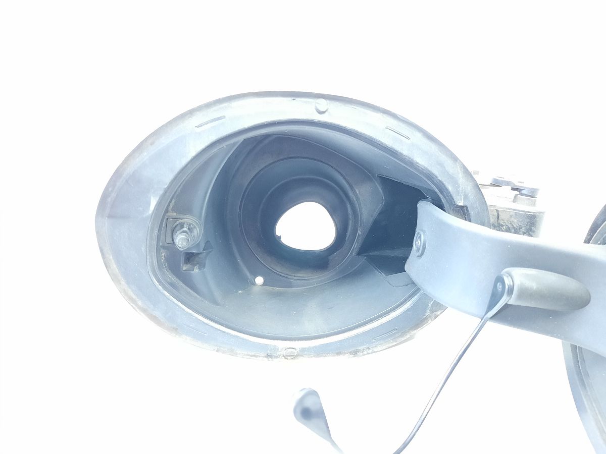 200 limited Лючок бензобака Chrysler 200 Limited 2015-2017 68137577AA Chrysler 200 Limited 2