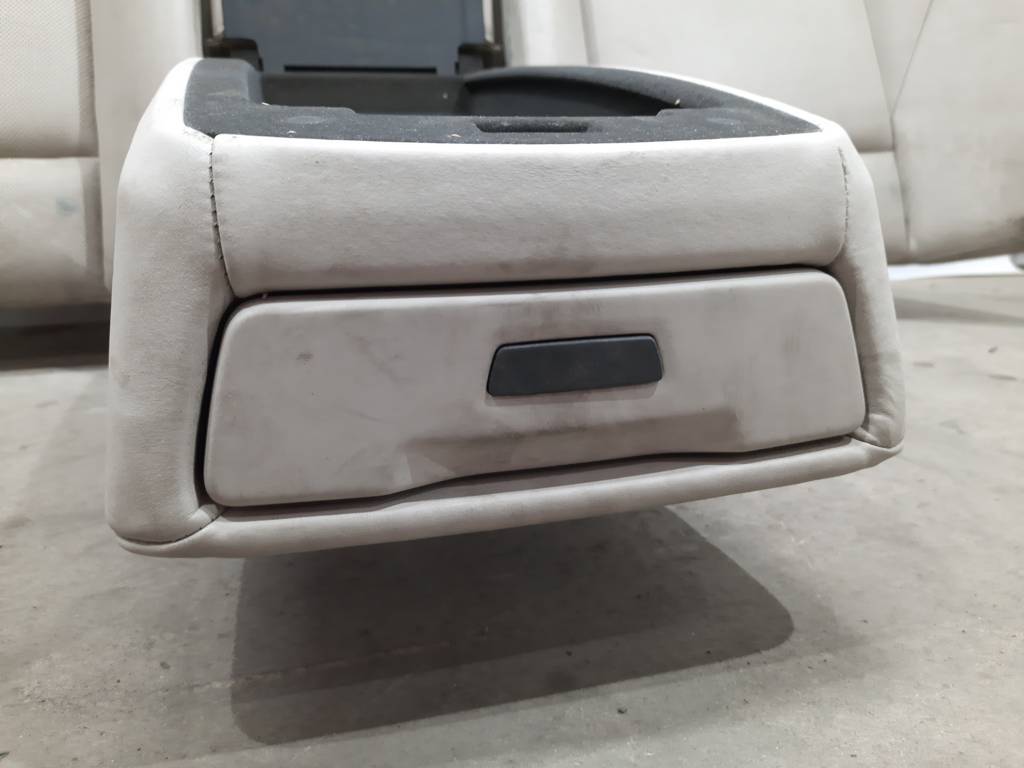 7 series Спинка заднього ряду сидінь BMW 7 2009-2015 52209112184 BMW 7 17