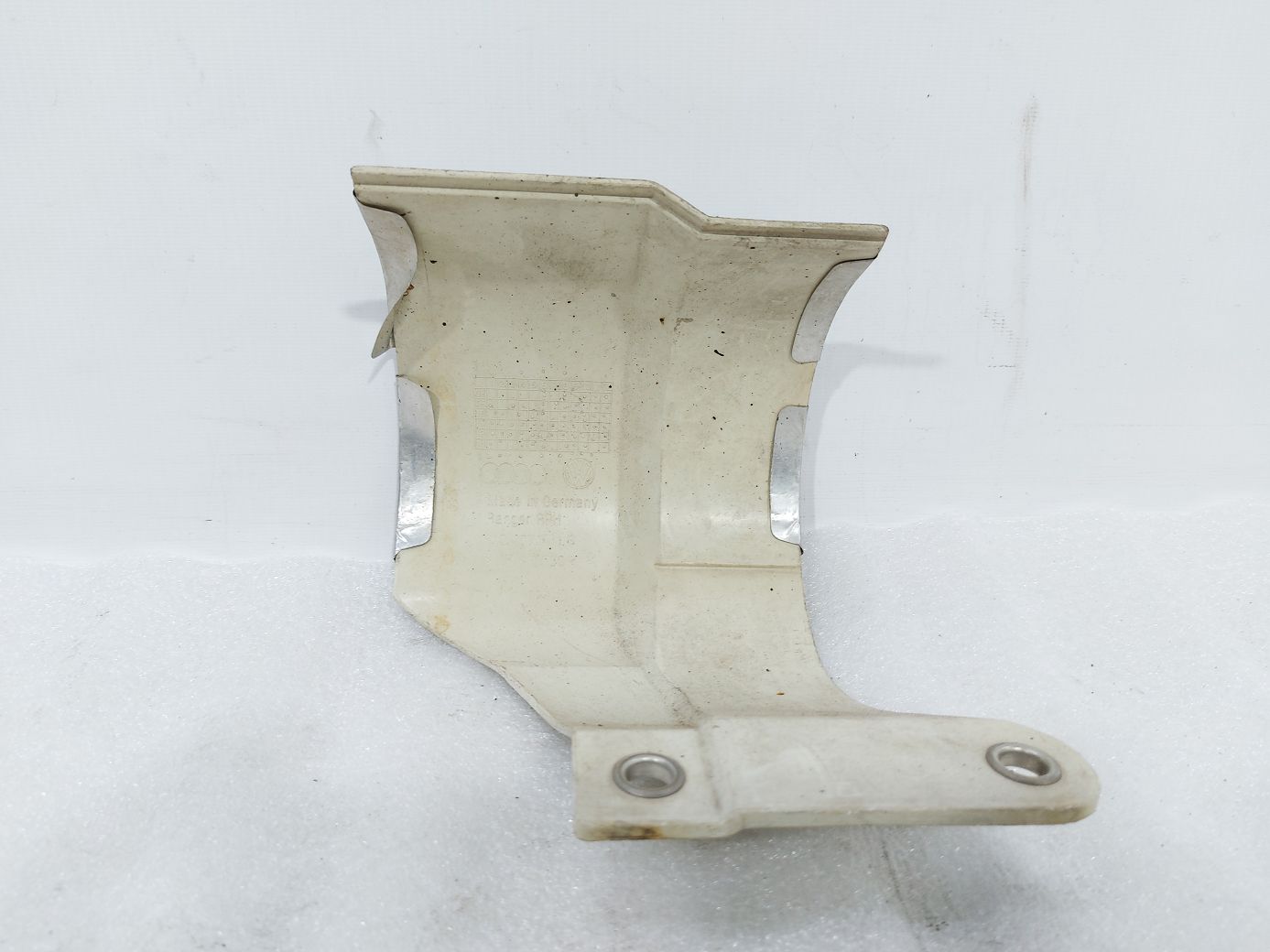 Passat cc Тепловой экран выхлопной трубы Volkswagen Passat CC 2016 1K0407721G Volkswagen Passat CC 3