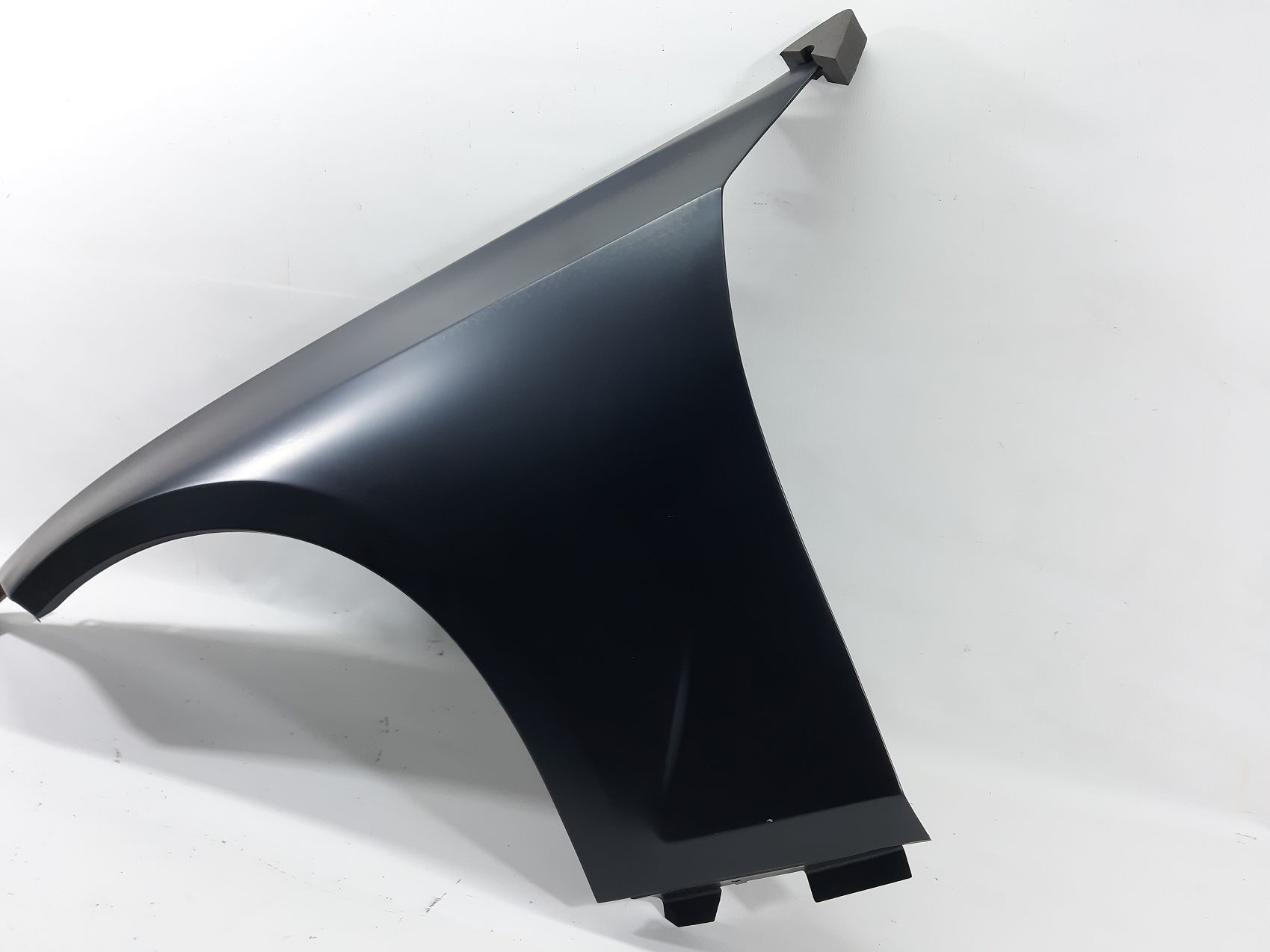 Крила Крило ліве BMW 3 2019-2024 41008494439 BMW 3 2