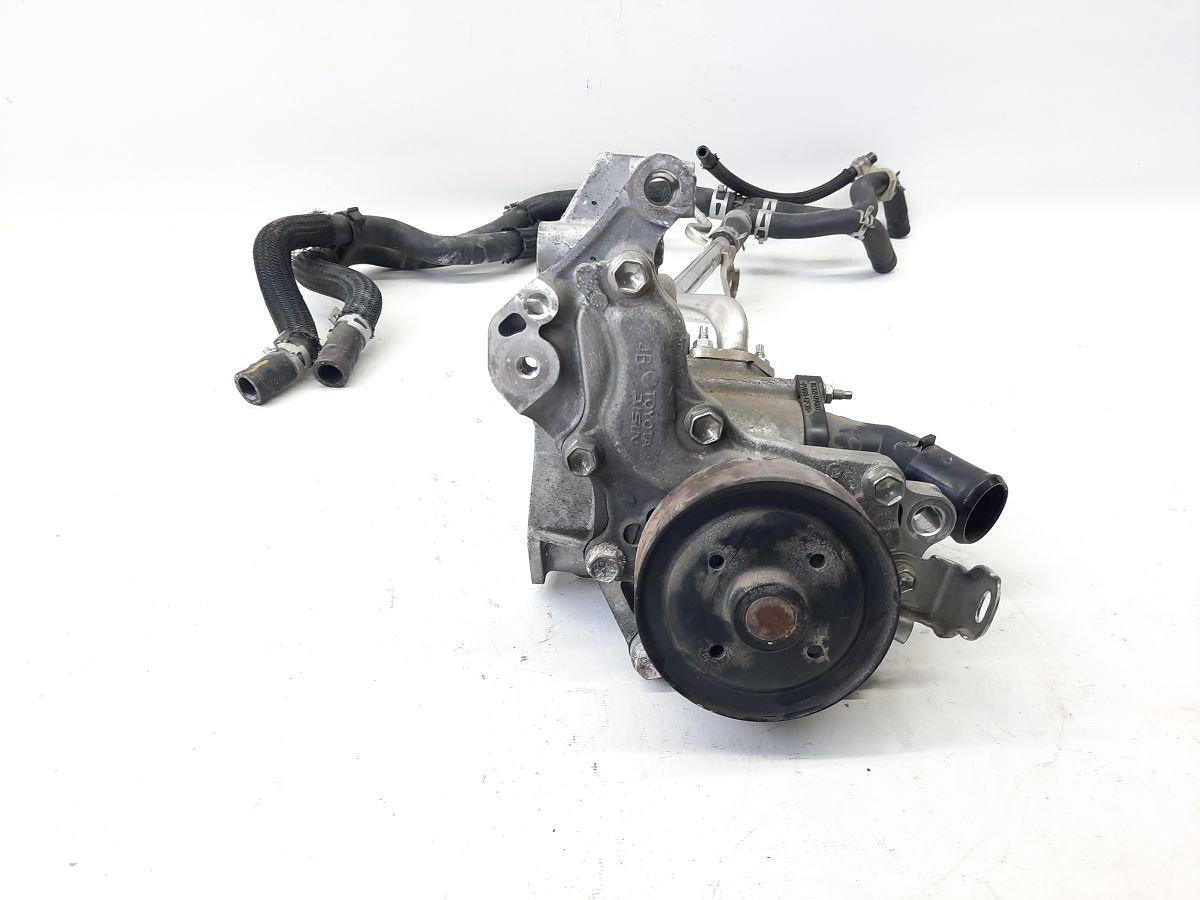 Camry Помпа водяна Toyota Camry 2010-2017 1610009515 Toyota Camry 3