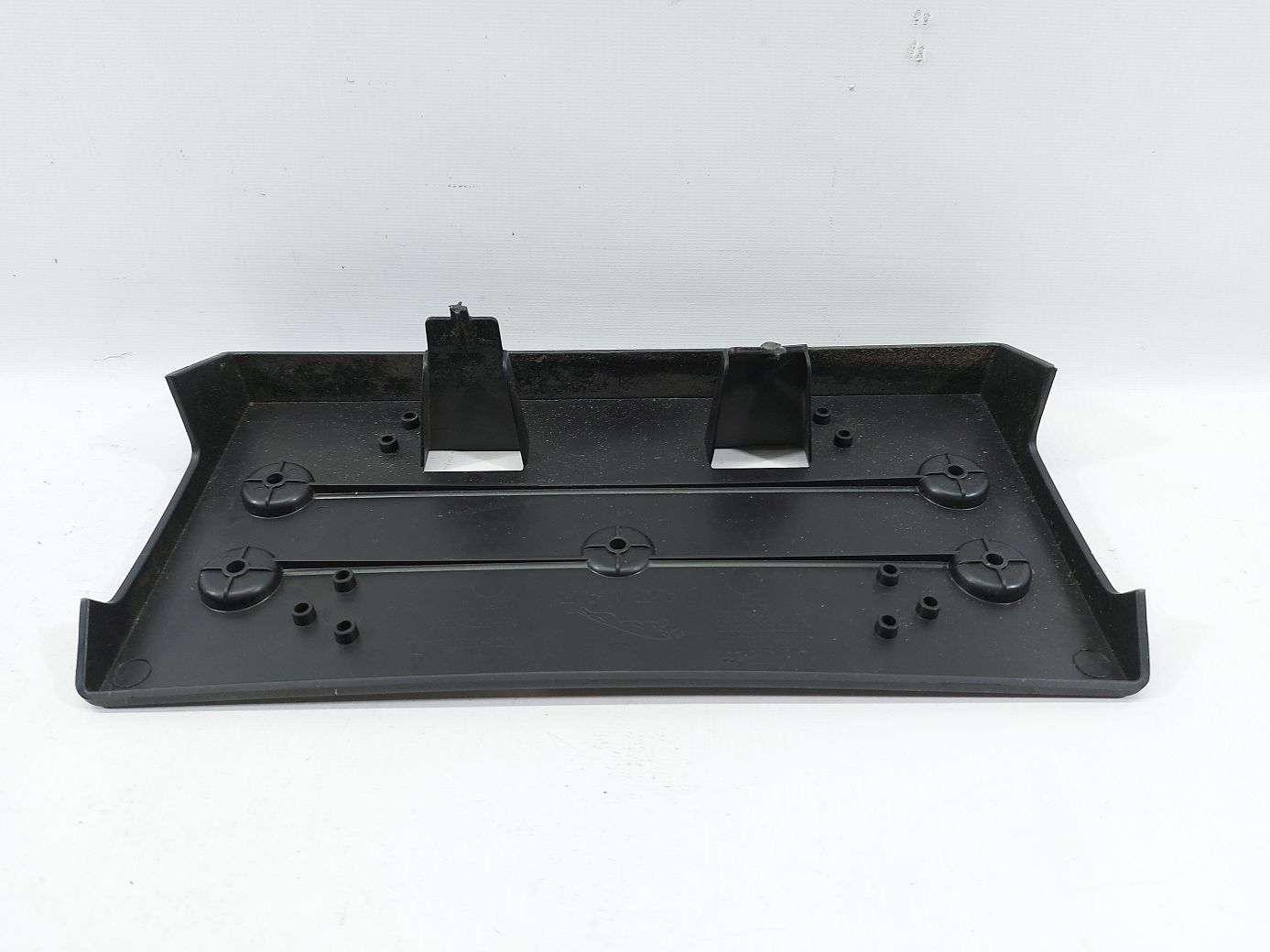 Xf Кронштейн номерного знака Jaguar XF 2009-2015 C2Z3480 Jaguar XF 2