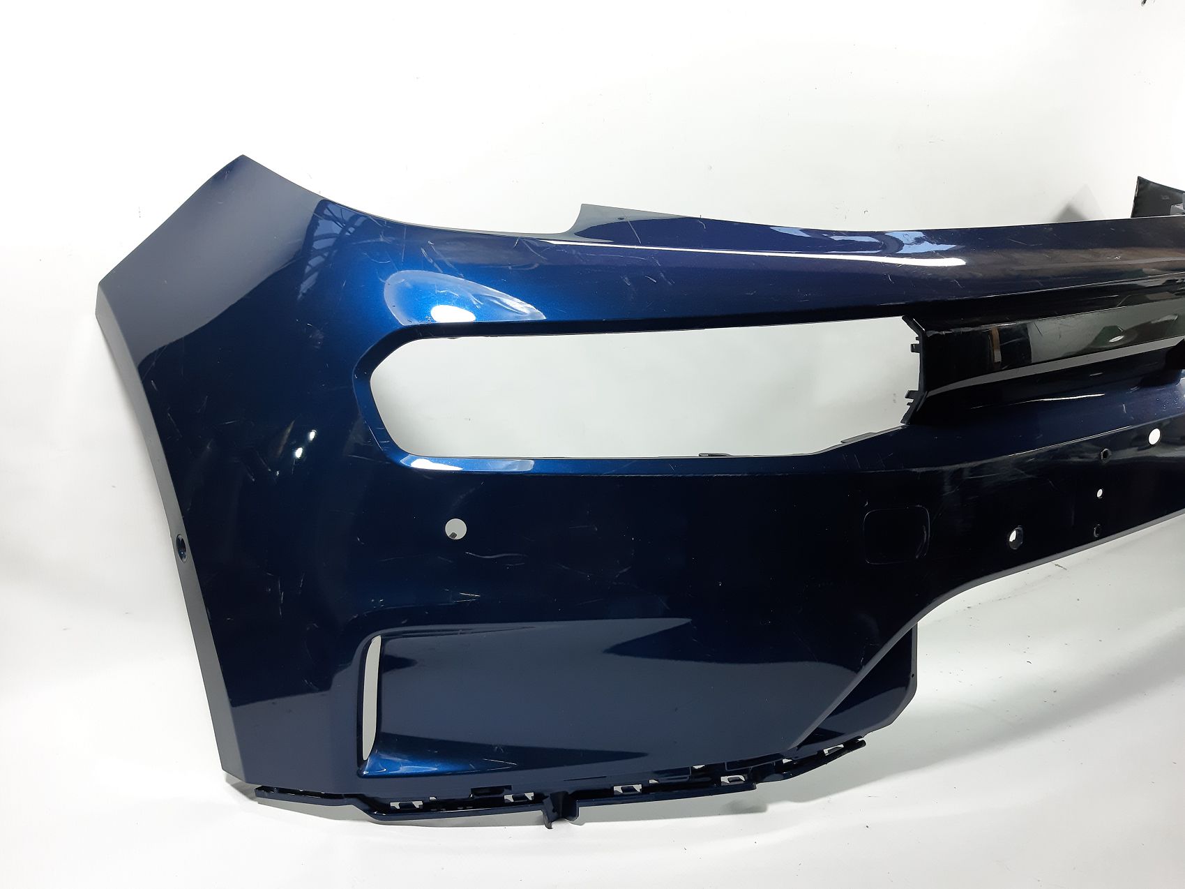 Передні бампери Бампер передній Zeekr 1 2022 8892500363C16 2