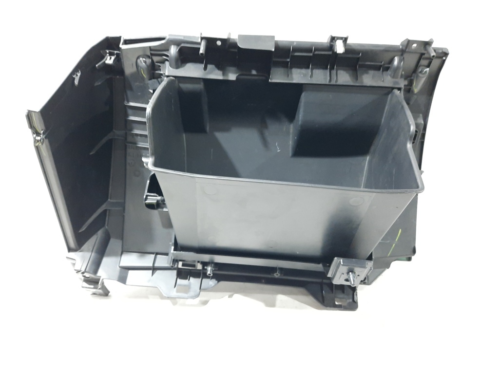 3 Бардачок Mazda 3 2014-2016 BHN164030C02 Mazda 3 4