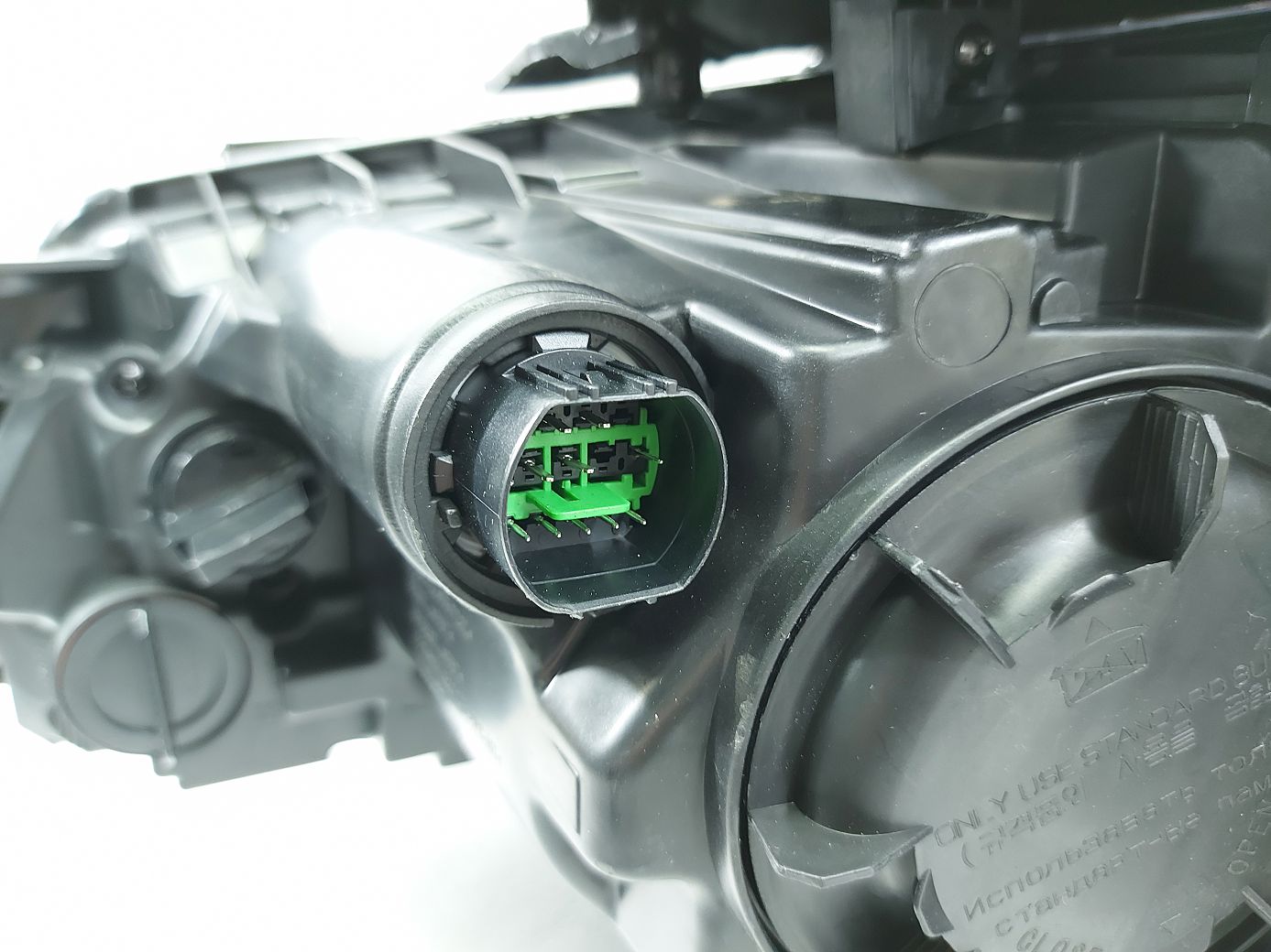 Фари головного світла Фара передня права з LED ДХО Kia Optima 2016-2018 92102D5040 Kia Optima 9