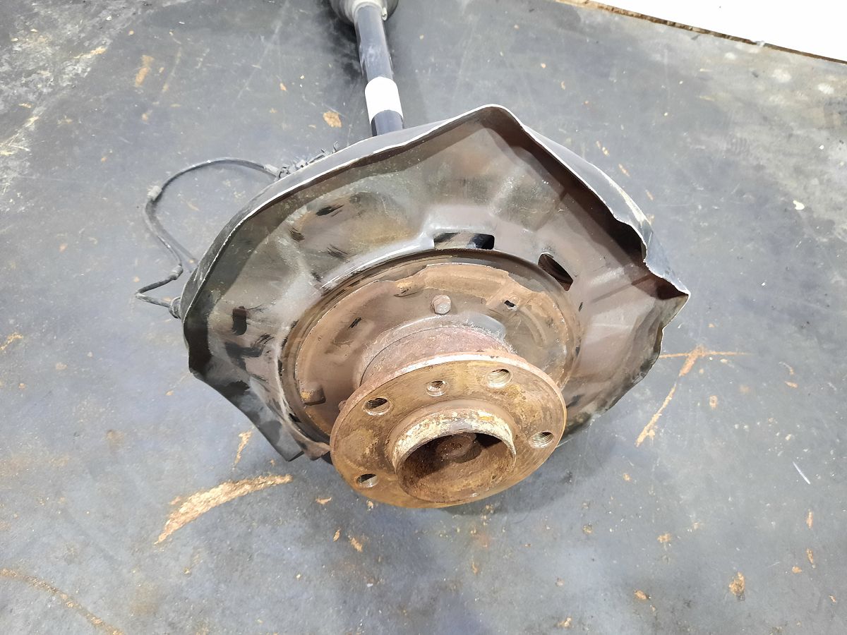 328i xdrive Поворотний кулак задній лівий з напіввіссю та датчиком ABS BMW 328i xDrive 2013-2016 33326792523 BMW 328i xDrive 7