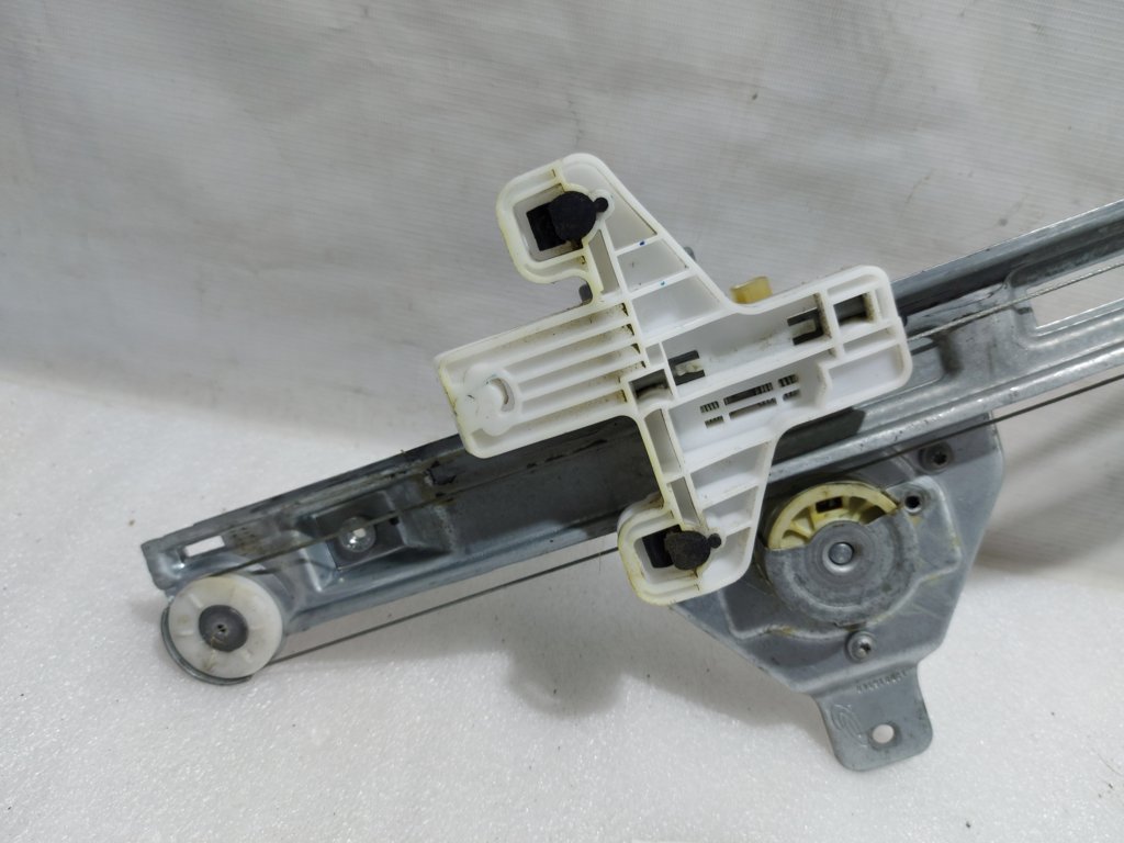 Compass Стеклоподъемник двери задней левой Jeep Compass 2007-2017 68002889AA Jeep Compass 8