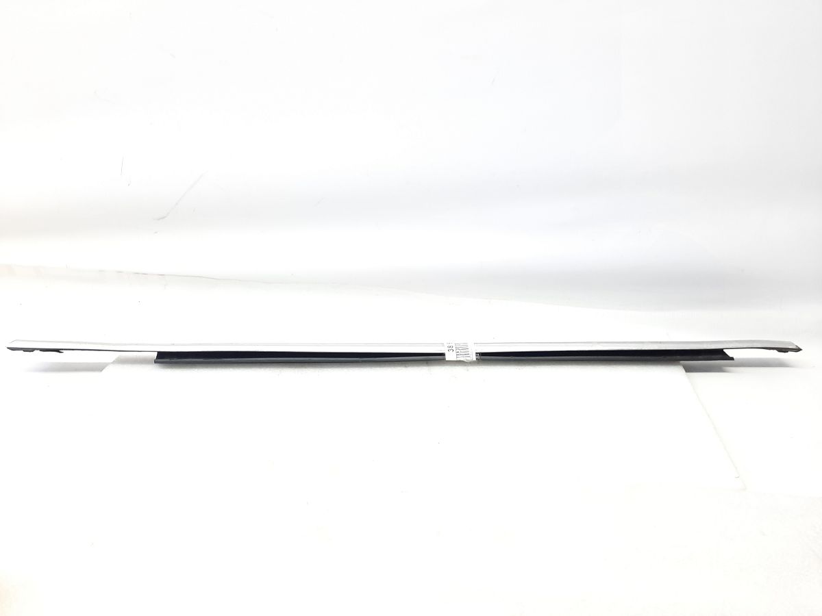 Journey Ущільнювач скла зовнішній двері задньої правої Dodge Journey 2009-2020 5076858AJ Dodge Journey 2