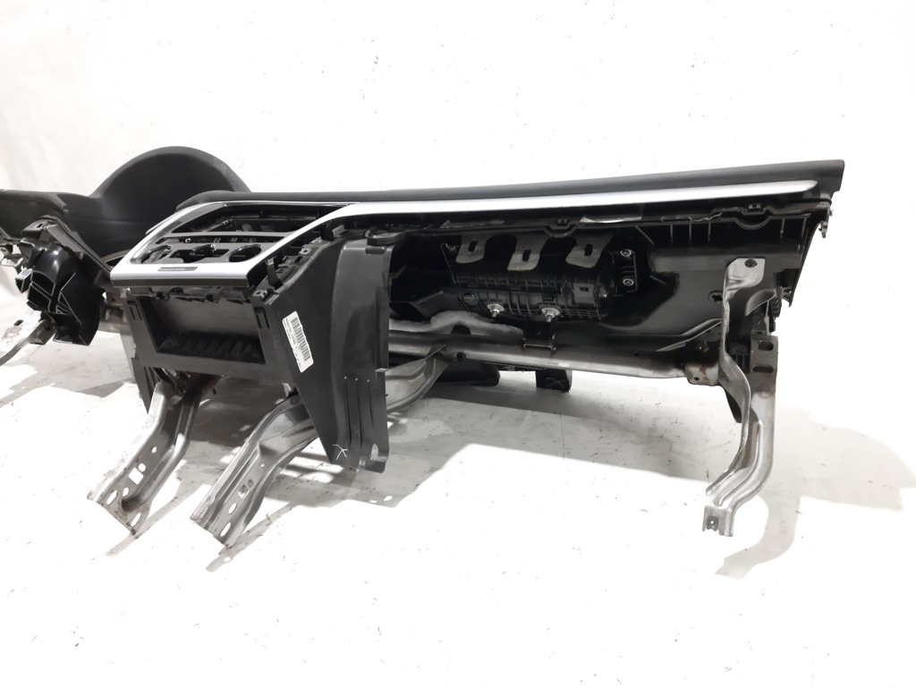 Passat s Торпеда Volkswagen Passat S 2012-2015 561857003L81X Volkswagen Passat S 2