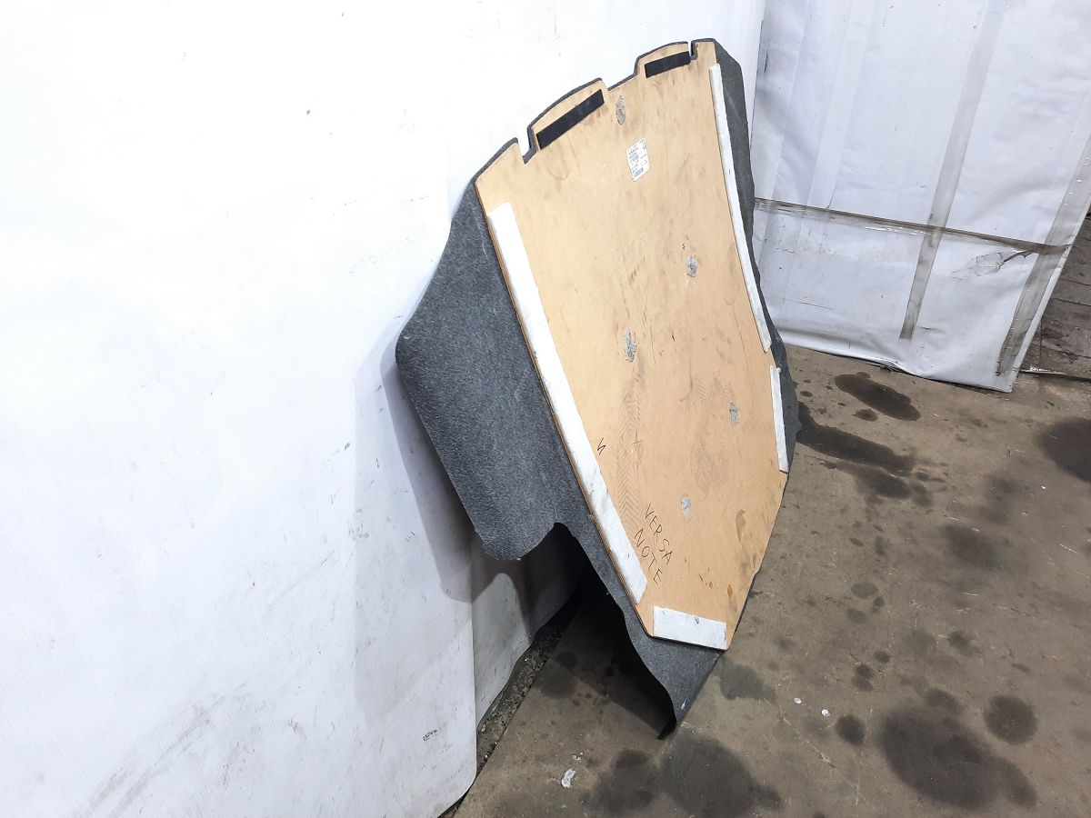 Versa Ковровое покрытие багажного отделения (люк) Nissan Versa 2012-2019 849029KA0A Nissan Versa 4