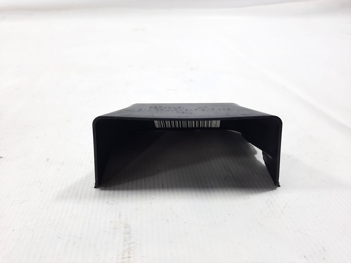Ats Накладка на решітку вентиляційна кузова ліва Cadillac ATS 2013-2016 22744431 Cadillac ATS 2