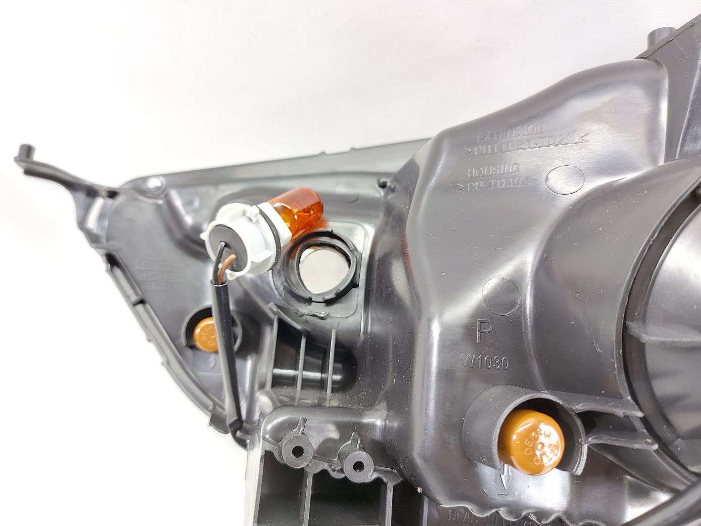 Фари головного світла Фара передня права Mitsubishi ASX 2013-2018 8301B588 Mitsubishi ASX 7