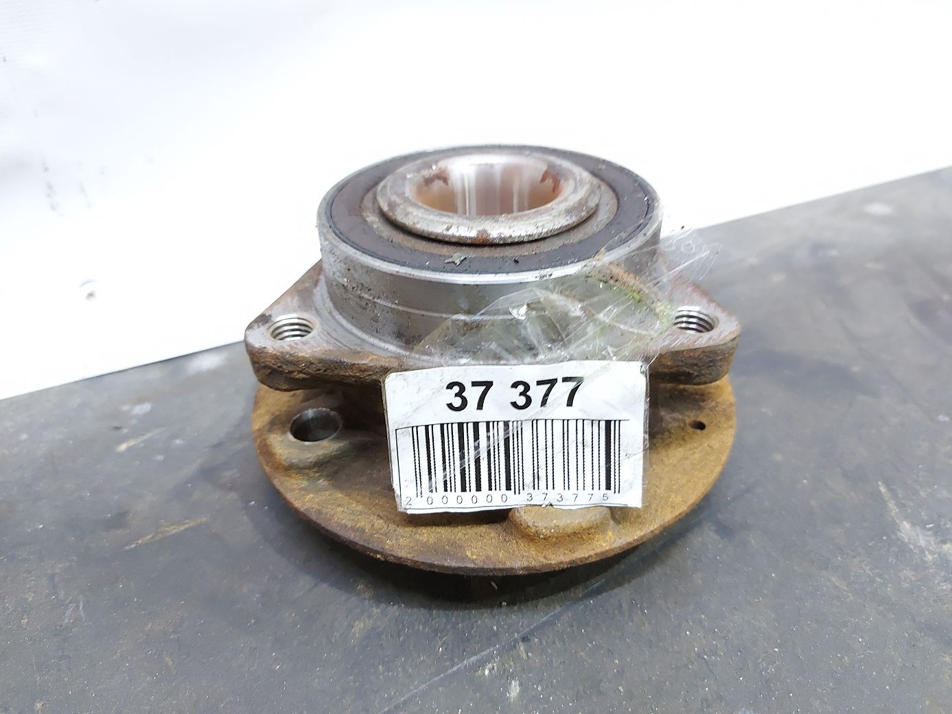 Malibu. Ступица передняя левая/правая Chevrolet Malibu 2016-2021 13526966 Chevrolet Malibu