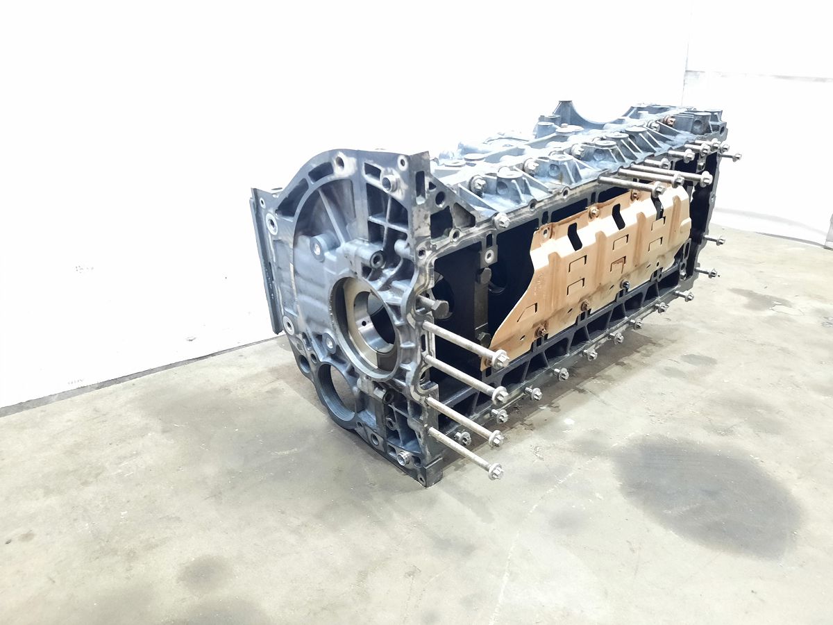 328i xdrive Блок цилиндров (дефект) BMW 328i xDrive 2007-2013 11110420714 BMW 328i xDrive 9