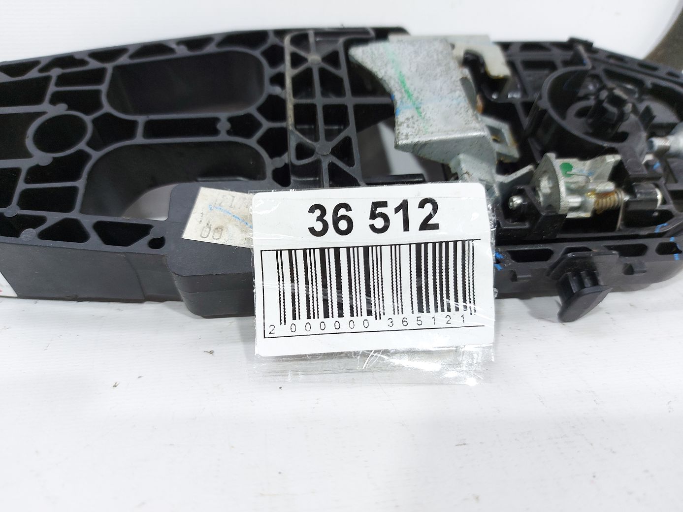 Fusion Кронштейн кріплення ручки дверей задньої правої Ford Fusion 2012-2019 DS73F22464A Ford Fusion 4